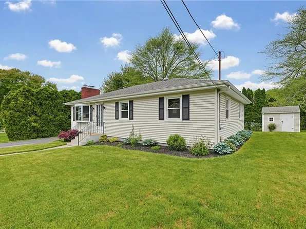 3 King St, Bristol, RI 02809