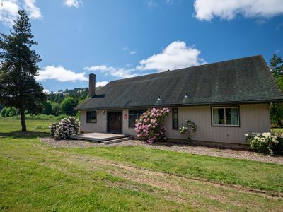 1019 Bear Creek Rd, Curtin, OR, 97424