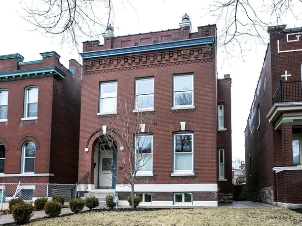 2111 Allen Ave, Saint Louis, MO 63104