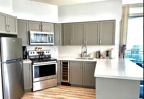 230 Queens Quay W #1526 Photo 1