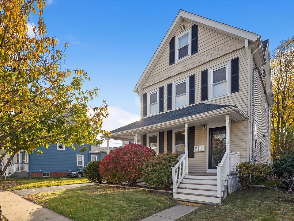 14 Everett St #14-1