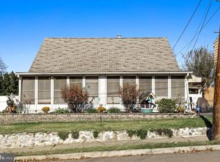 146 Carmen Ave, Trenton, NJ 08610