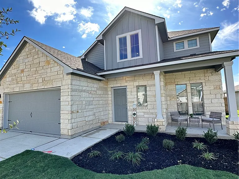 1119 Patriot Dr — Photo 33