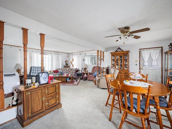 4th image of 809 N County Road 600 E