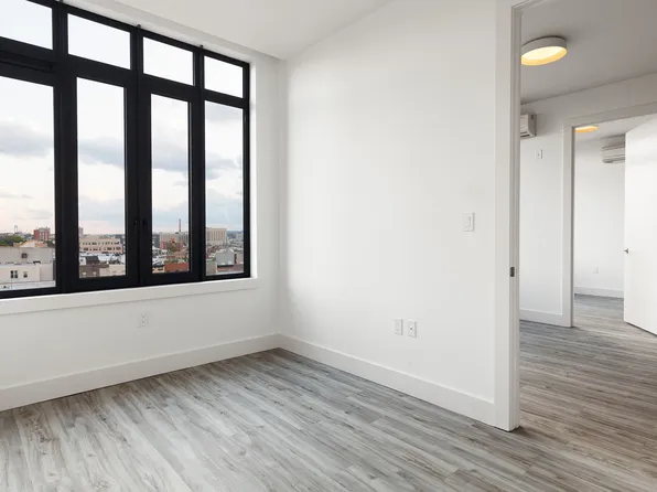 584 Fourth Avenue image 10 of 21