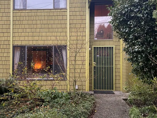 M36-37, 2627-2629 NW 64th St #M36, Seattle, WA 98107