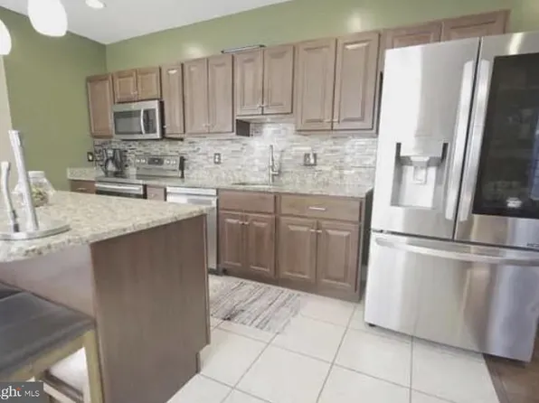 1120 N Eden St, Baltimore, MD 21213