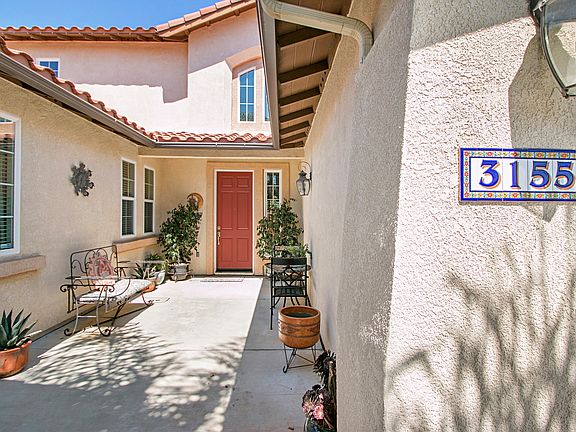 2nd image of 31557 Royal Oaks Dr