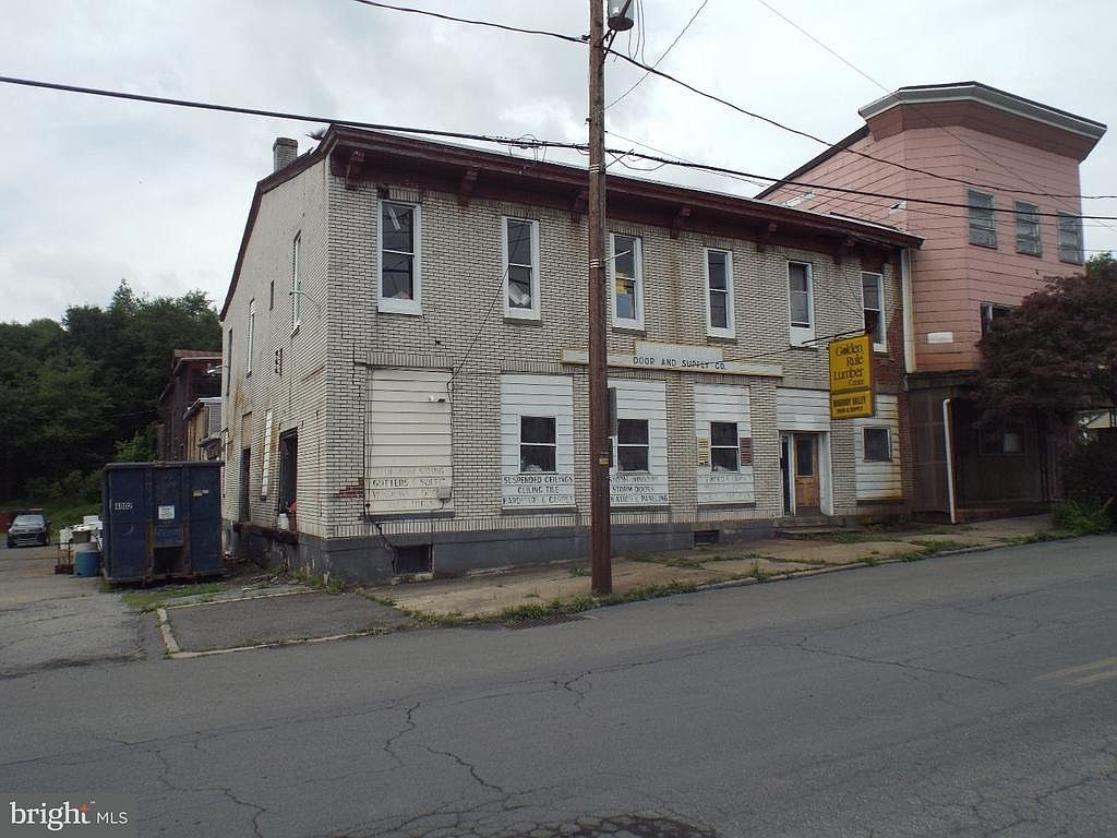 62 N Main St, Mahanoy City, PA 17948 Zillow