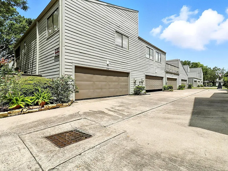 1532 Prairie Grove Dr — Photo 20