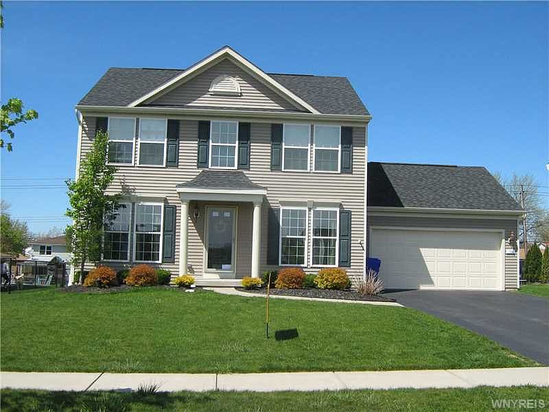 1st image of 30 Morris Cres