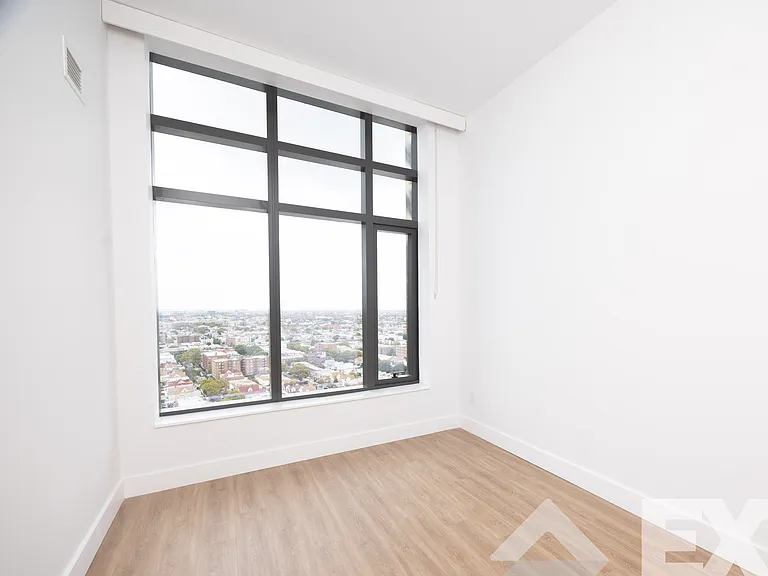 2230 Cropsey Ave #2903 — Photo 7