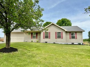 249 Canterbury Dr, Science Hill, KY 42553