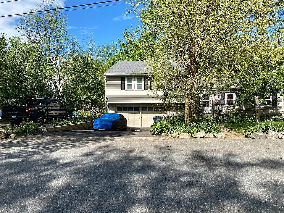 2nd image of 39 Amory Rd
