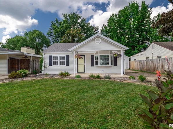 2 Reed Ct, Jerome, IL 62704