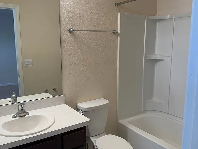 917 Observatory Pkwy — Photo 10