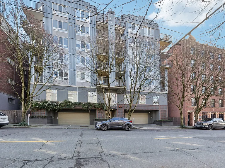 Belgrove Court — Photo 21