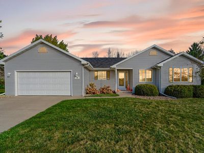 1900 White Wolf Ln, Kaukauna, WI, 54130