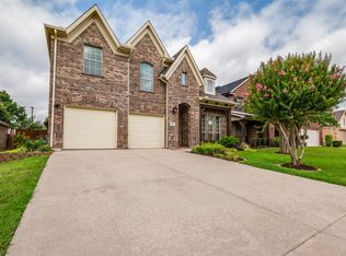 5151 Welara Dr, Grand Prairie, TX 75052