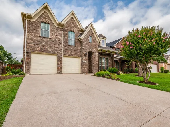 5151 Welara Dr, Grand Prairie, TX 75052