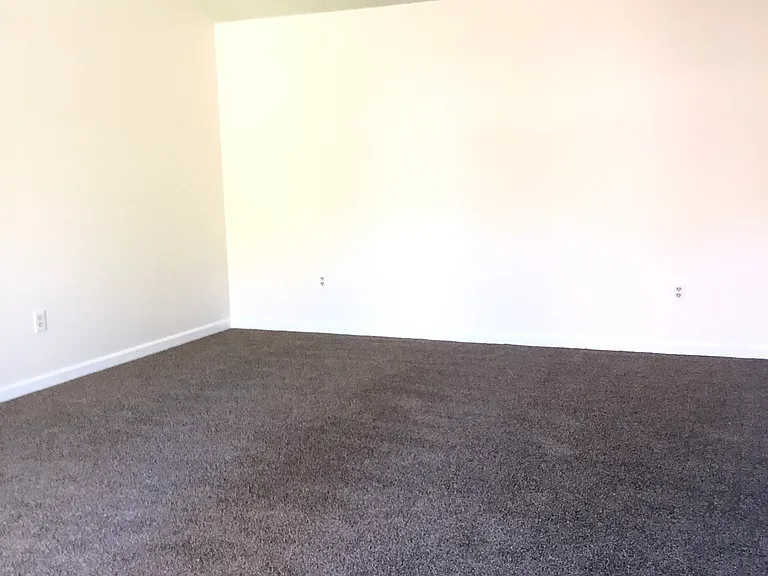 9112 Hoxie Ct — Photo 12