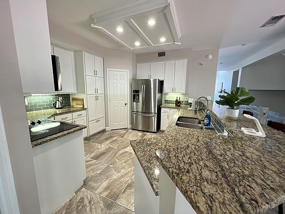 4th image of 2703 Wooded Trail Ct