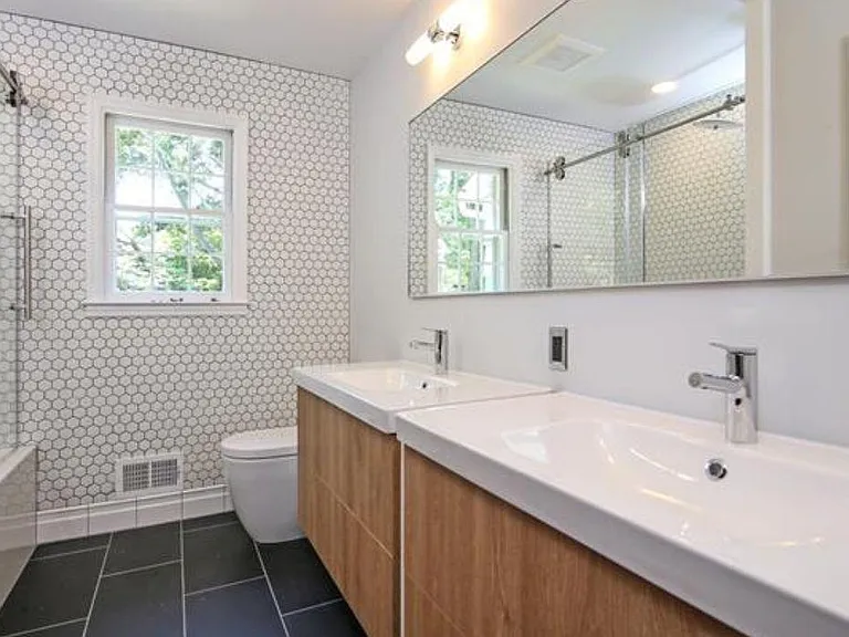 14 Greenacres Ave — Photo 9