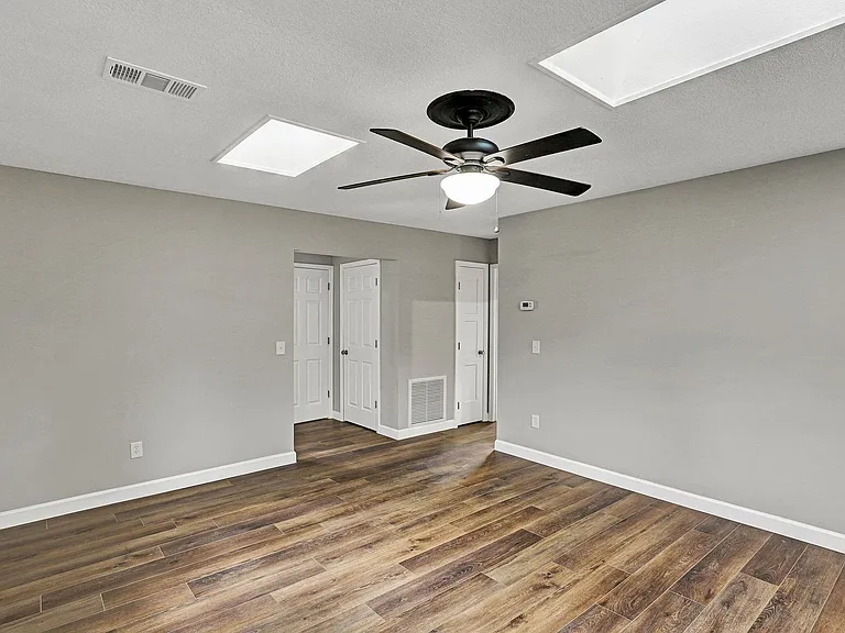 12522 Macaw Dr — Photo 12