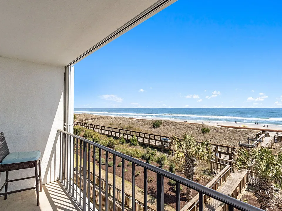 222 Carolina Beach Ave N #212