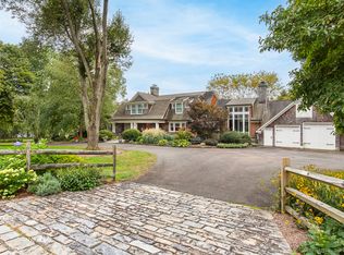 18 Westward Rd, Woodbridge, CT 06525