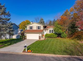824 Maple Rd, Verona, WI 53593