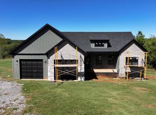 9692 Leesville Rd, Evington, VA 24550
