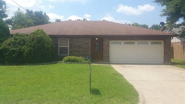 1st image of 4102 Willow Springs Dr