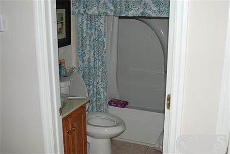 5th image of 138 Favre Cir