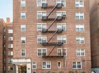 6570 Booth St APT 5E, Flushing, NY