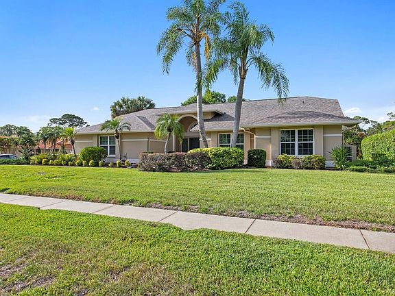 3rd image of 6211 IROQUOIS COURT