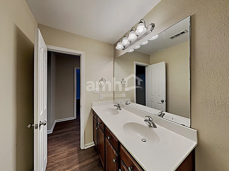 2848 Tall Oaks Dr — Photo 15
