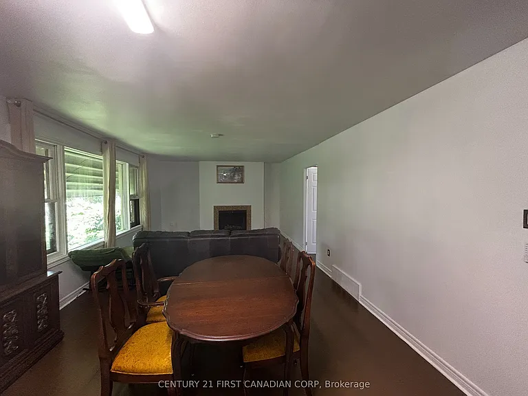 699 Huron St #A — Photo 9