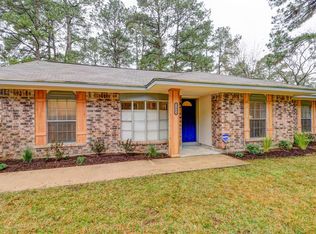 11903 Dakar Dr, Houston, TX 77065