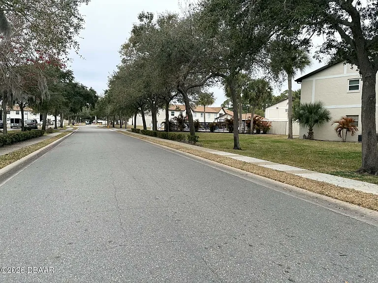 411 Banana Cay Dr #C — Photo 23