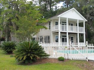 2 Robin Rd, Savannah, GA 31419