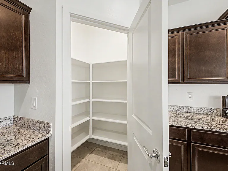 21415 W Holly St — Photo 21