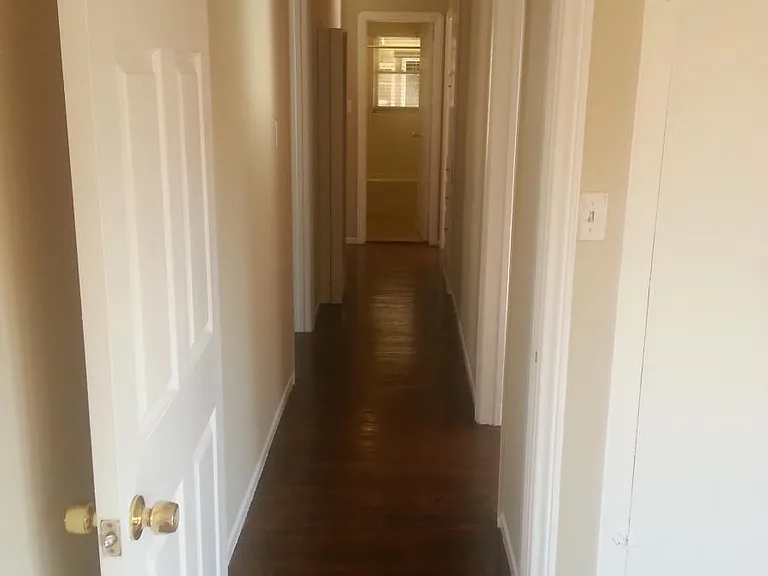 950 W Almond Ave — Photo 11