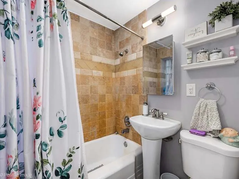 2653 N Marshfield Ave #3S — Photo 8
