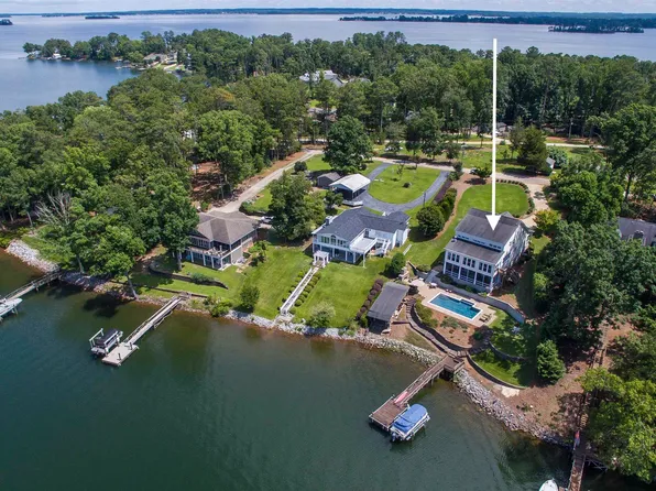 142 Ballentine Ln, Chapin, SC 29036