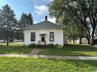 550 Dakota St, Akron, IA 51001