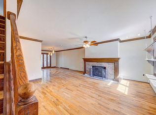 19 Hawthorn Ct, Fishkill, NY 12524