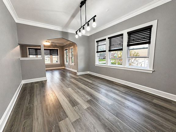 3rd image of 816 S 14th Ave