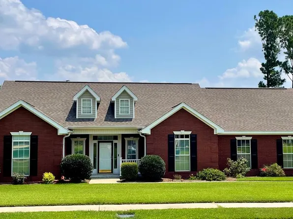 117 Falkirk Dr, Dothan, AL 36305