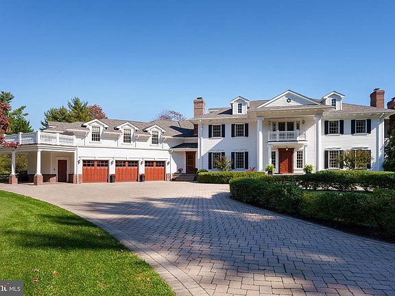 3rd image of 272 Carter Rd